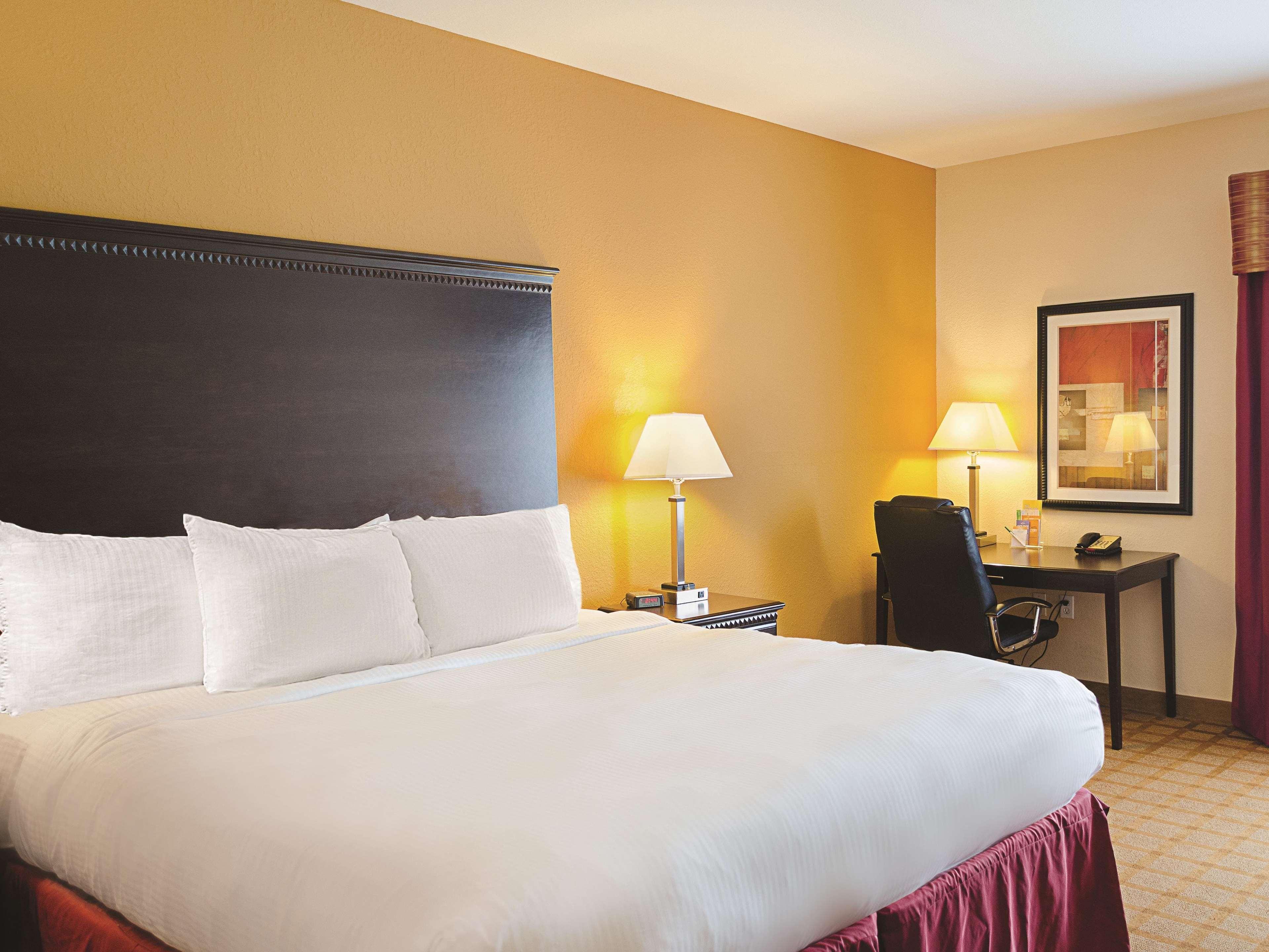 La Quinta By Wyndham Mobile Satsuma / Saraland Hotell Eksteriør bilde