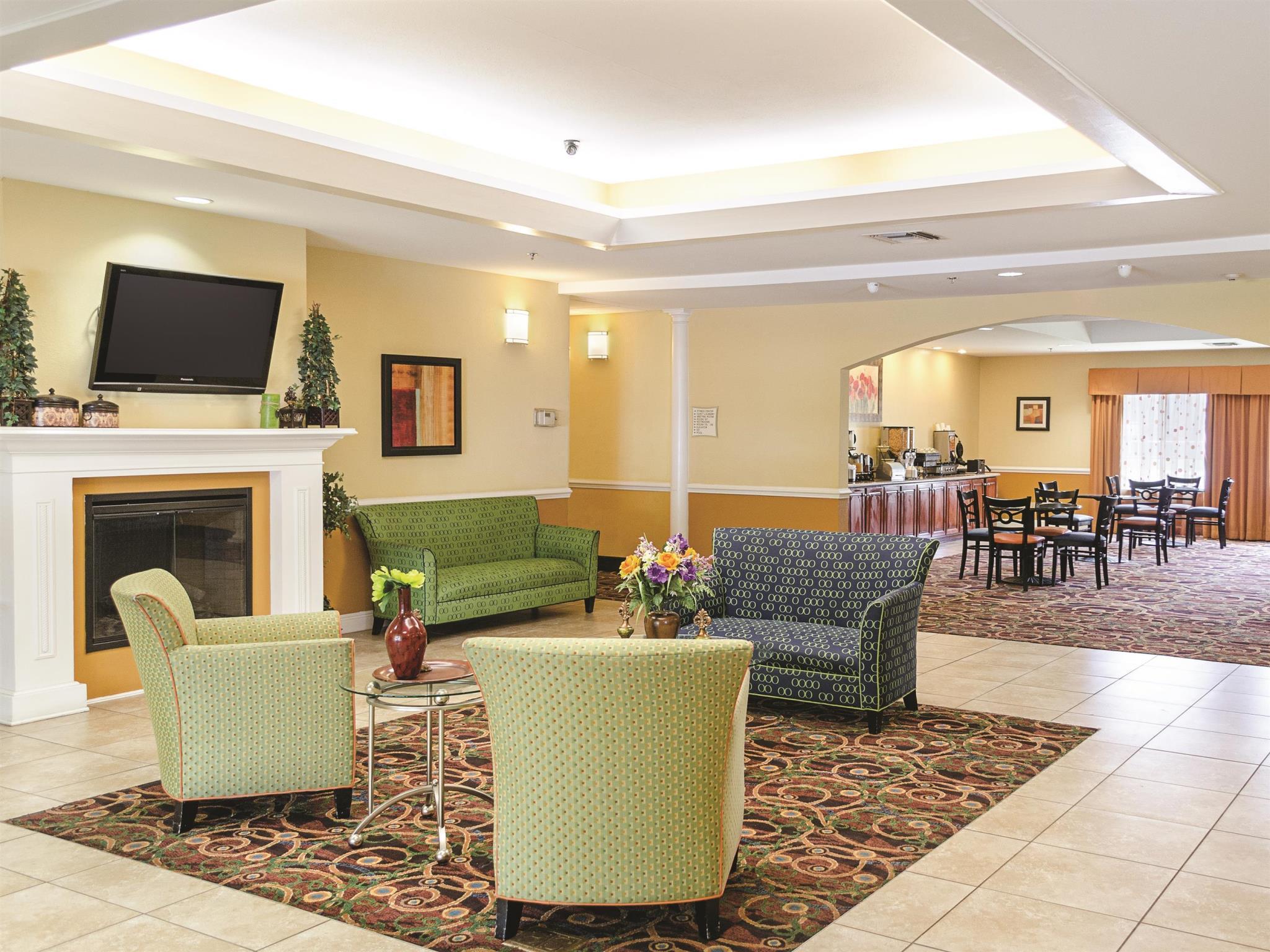 La Quinta By Wyndham Mobile Satsuma / Saraland Hotell Eksteriør bilde