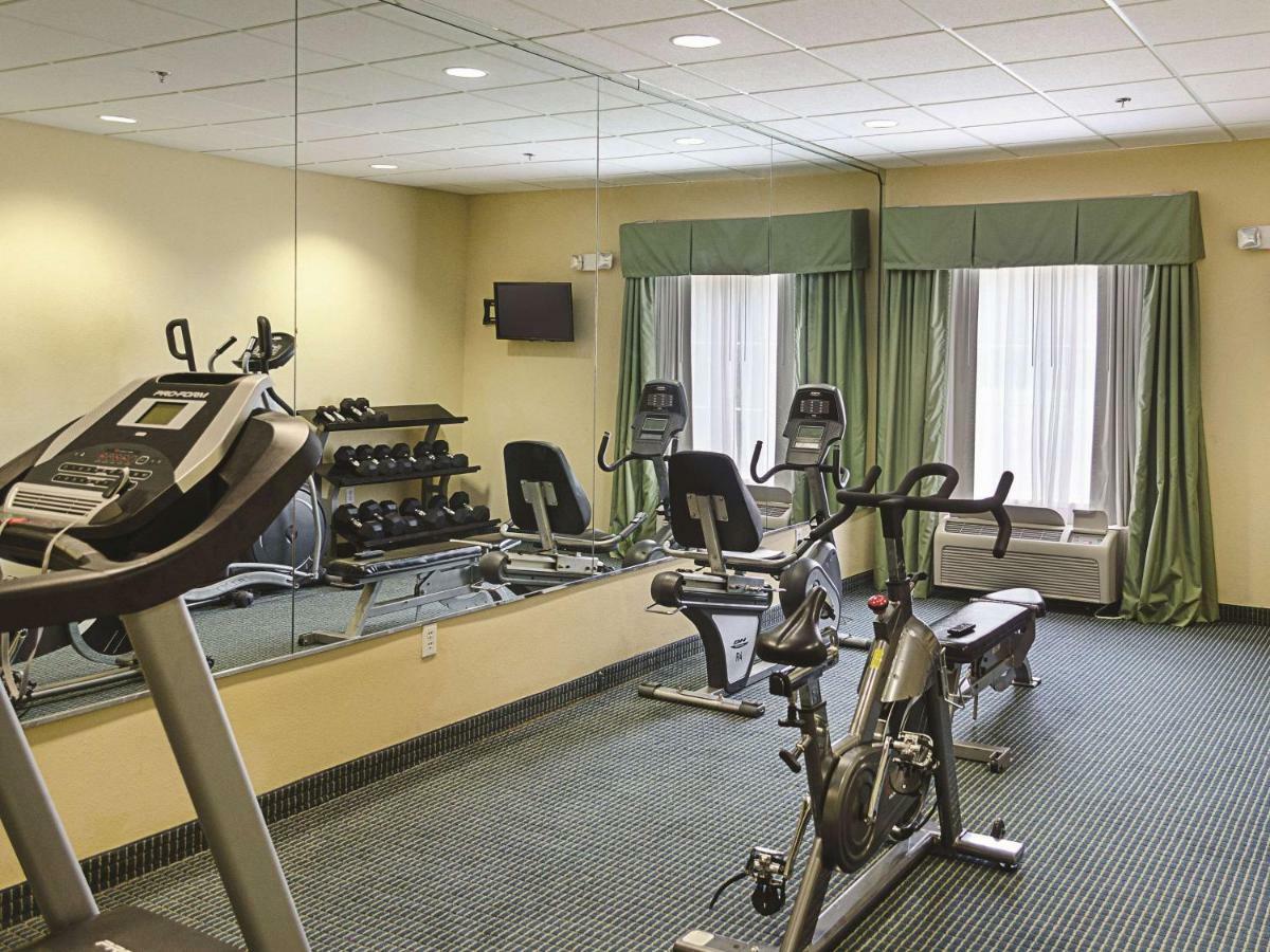 La Quinta By Wyndham Mobile Satsuma / Saraland Hotell Eksteriør bilde