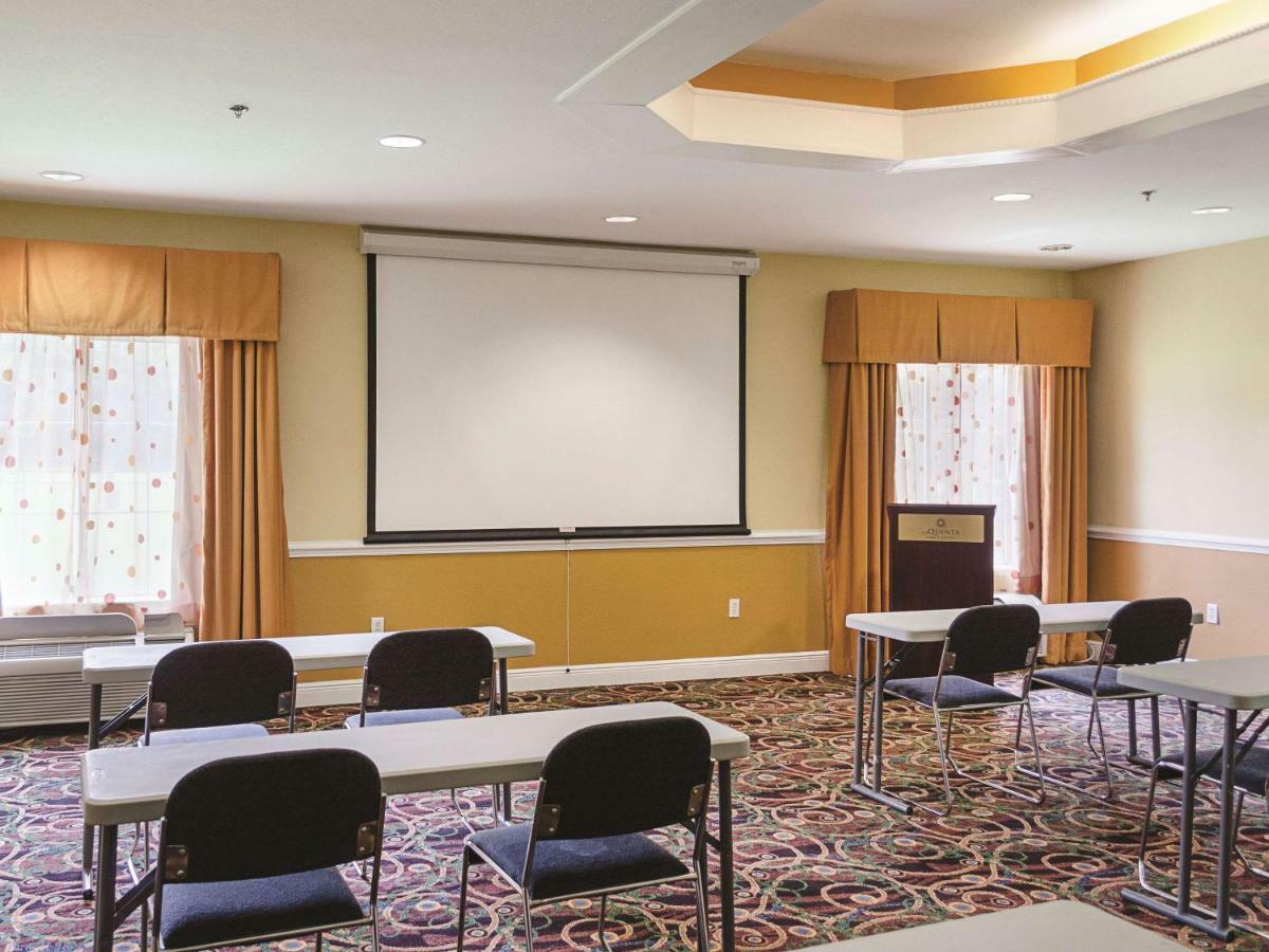 La Quinta By Wyndham Mobile Satsuma / Saraland Hotell Eksteriør bilde